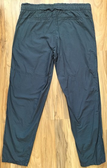 neu ungetragen bequem dunkelblau Damen infinity woman Hose Größe 42 XL, wunderbare angenehm-leichte dunkelblaue „infinity woman“ Damen-Hose in Größe 42, mit sehr bequemer u. flexibler Schnürung am sowieso schon Stretch-Hosenbund