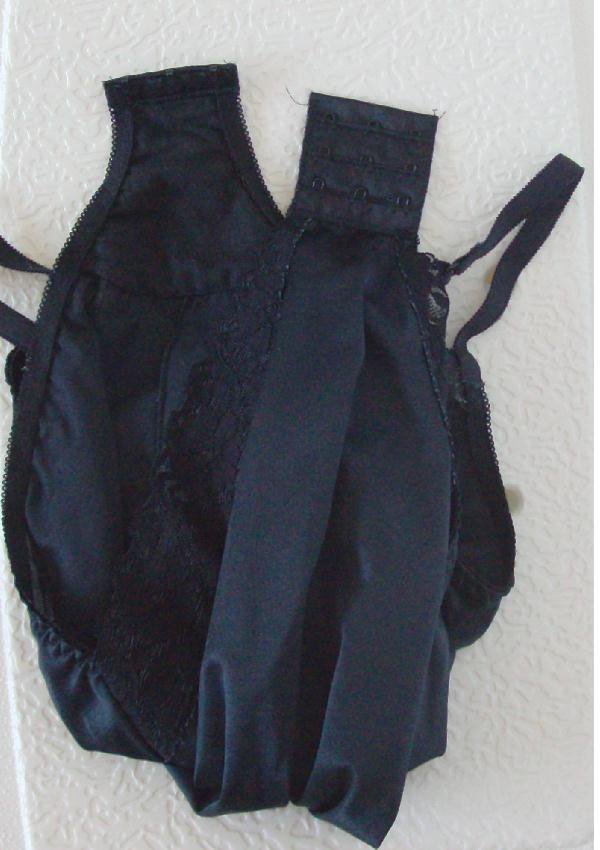 Damen Body Dessous 75, 34/36 schwarz mit Spitze, neu ungetragen, verstellbare Verschlüsse