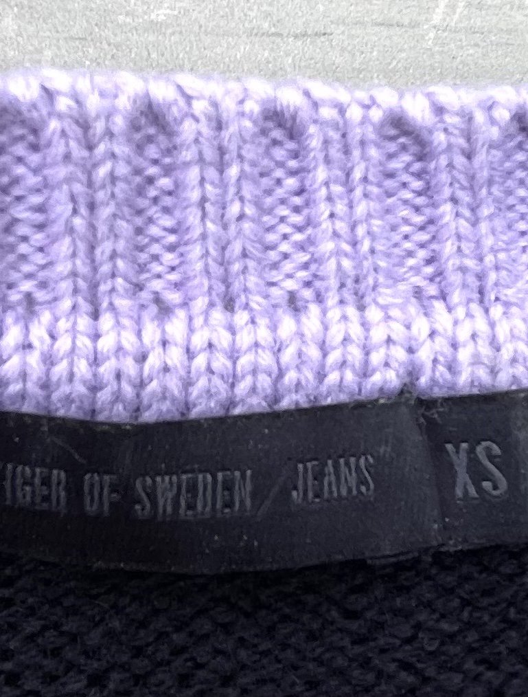 TIGER OF SWEDEN Fantasi STRICKPULLI
Pullover Gr. XS