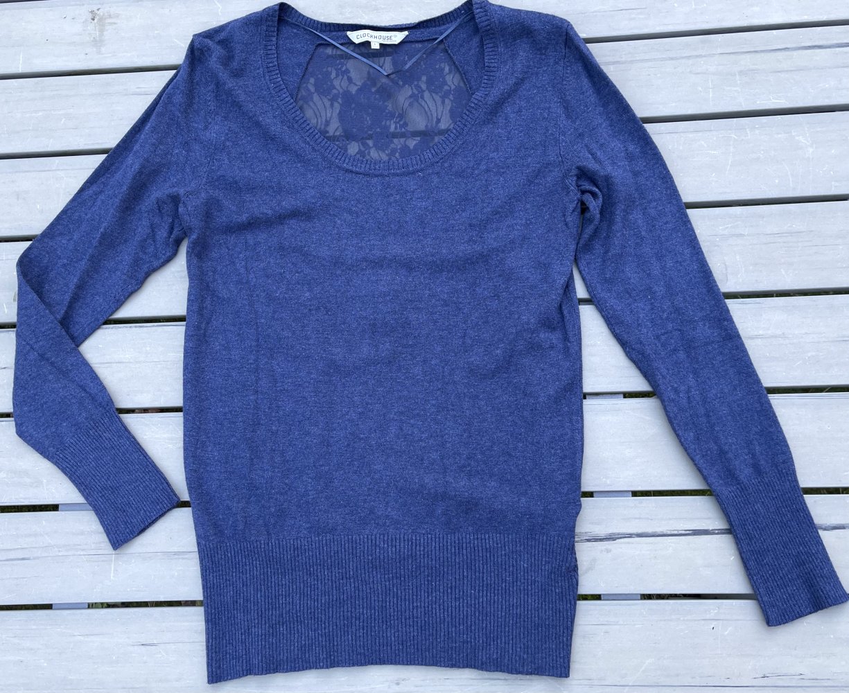 Feinstrick PULLOVER mit Rückendekolleté aus SPITZE Gr. M