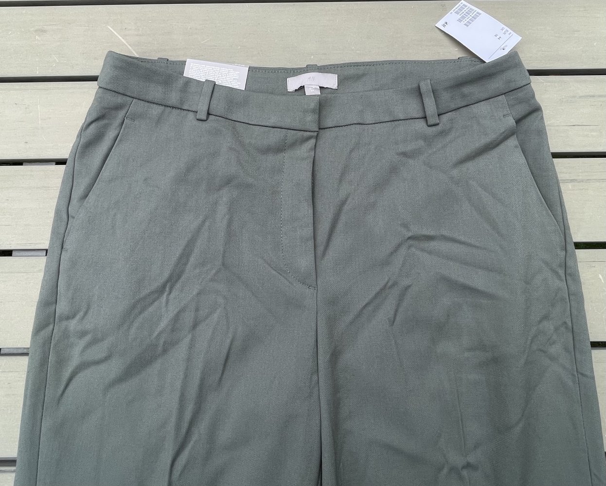 H&M Slim Slacks HOSE Business SALBEI Gr. 44