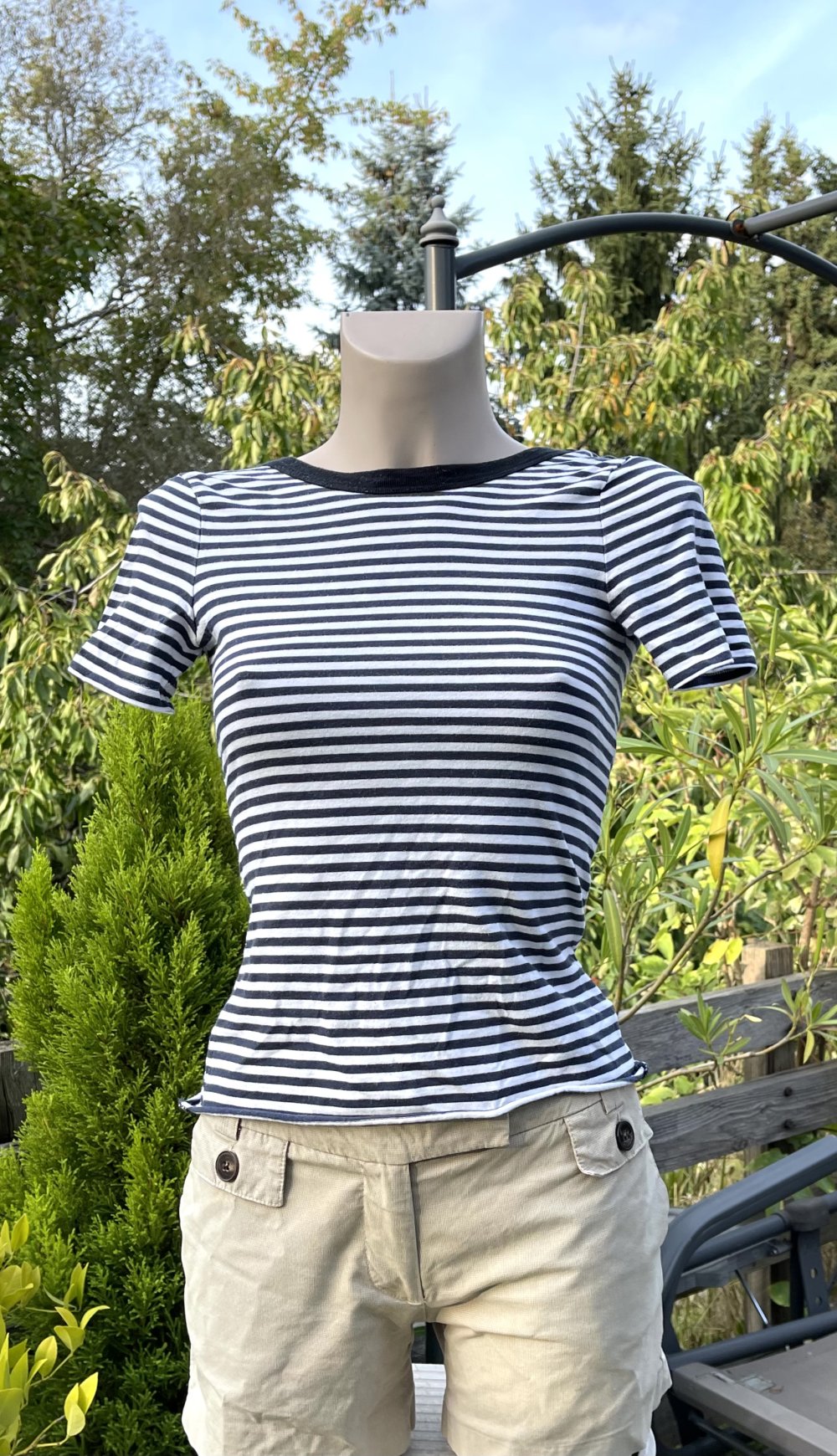 &OTHER STORIES Shirt mit Rückendekolleté Gr. 34
