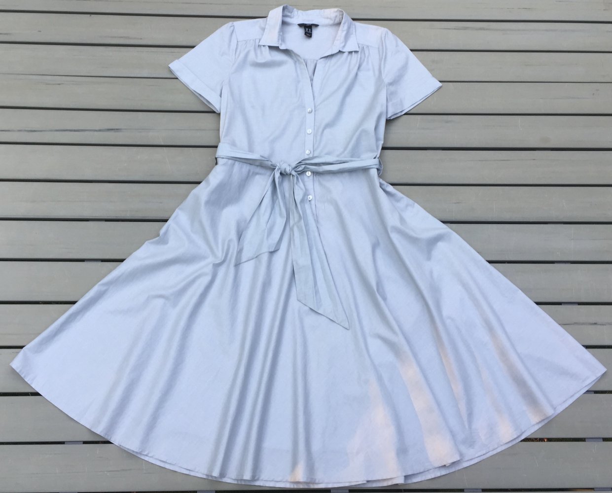 NEUw.: H&M KLEID Blusenkleid grau Gr. 40