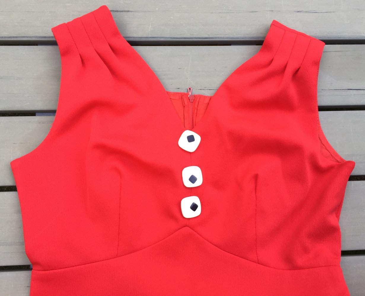 TRUE VINTAGE KLEID 70er EMPIRE Knallrot Gr. ca. S
