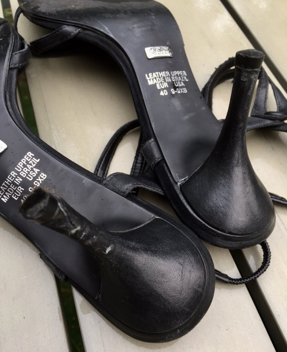 BUFFALO RIEMCHEN SANDALETTE schwarz Gr. 40