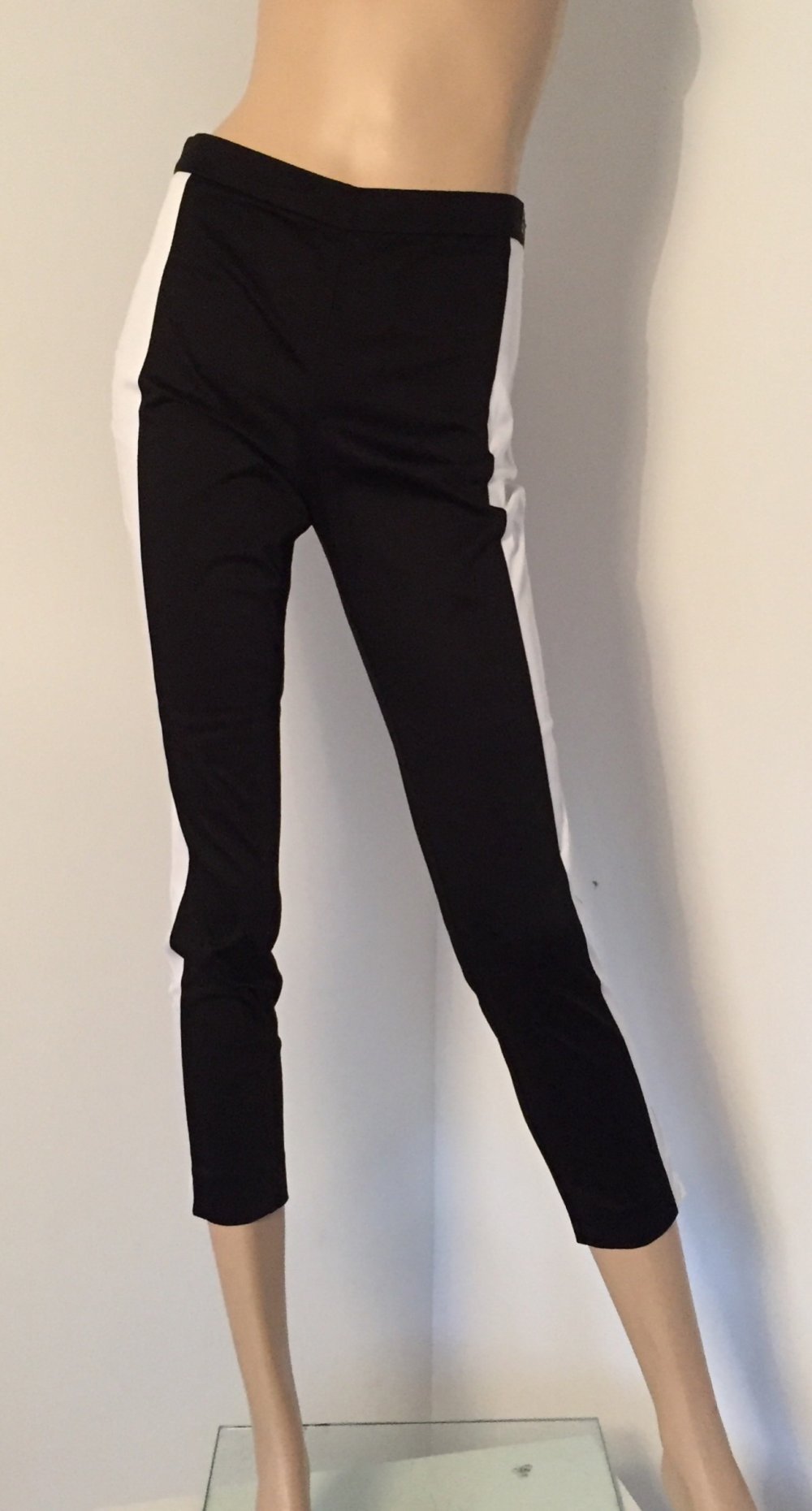 H&M SLACKS Stretch HOSE schwarz/weiß Gr. 36