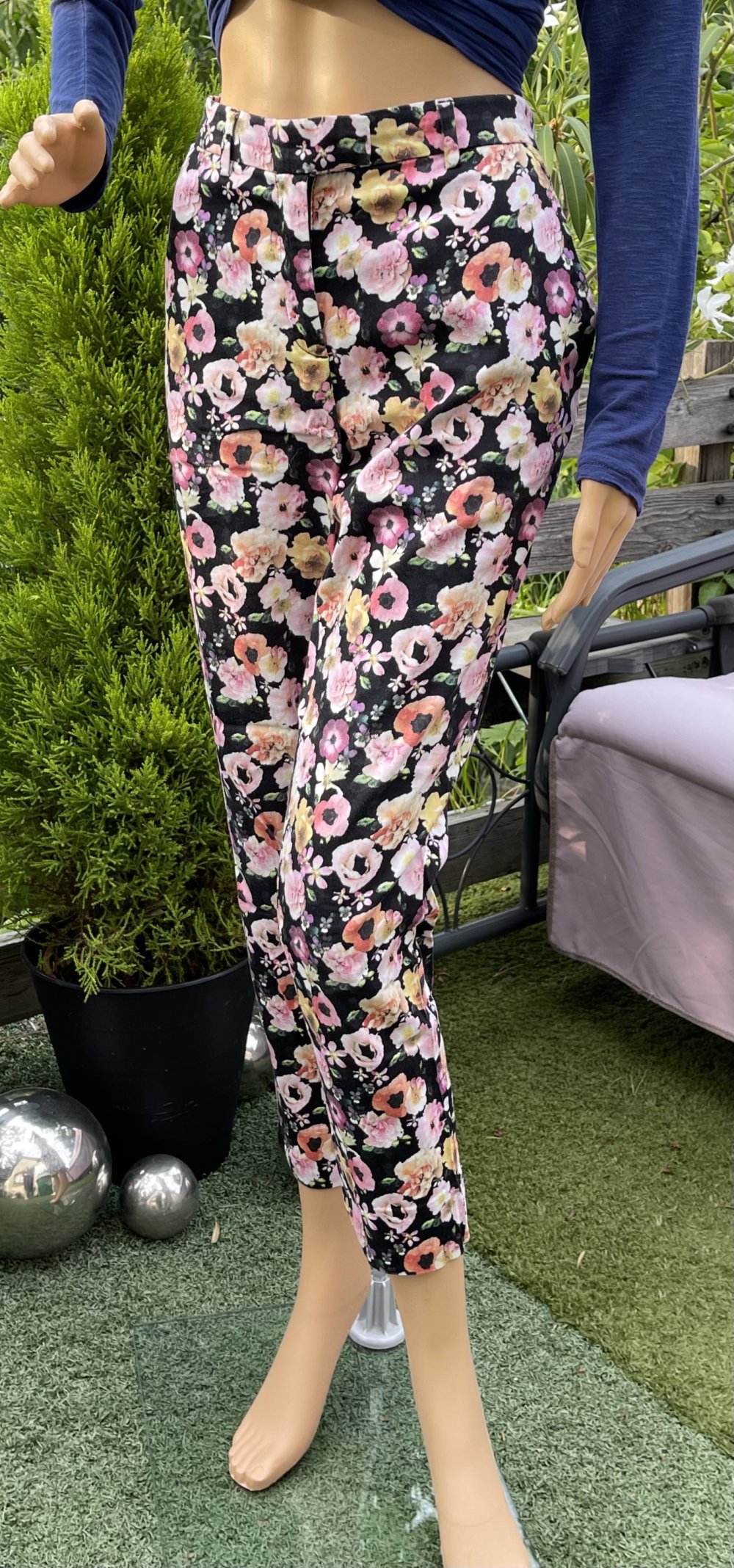 H&M Slacks HOSE Blumenhose allover MILLE FLEUR Gr. 38