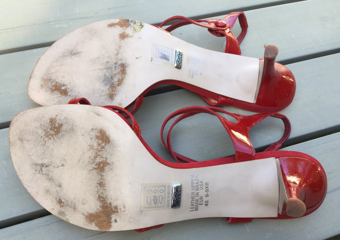 BUFFALO Lack RIEMCHEN SANDALETTE rot Gr. 40