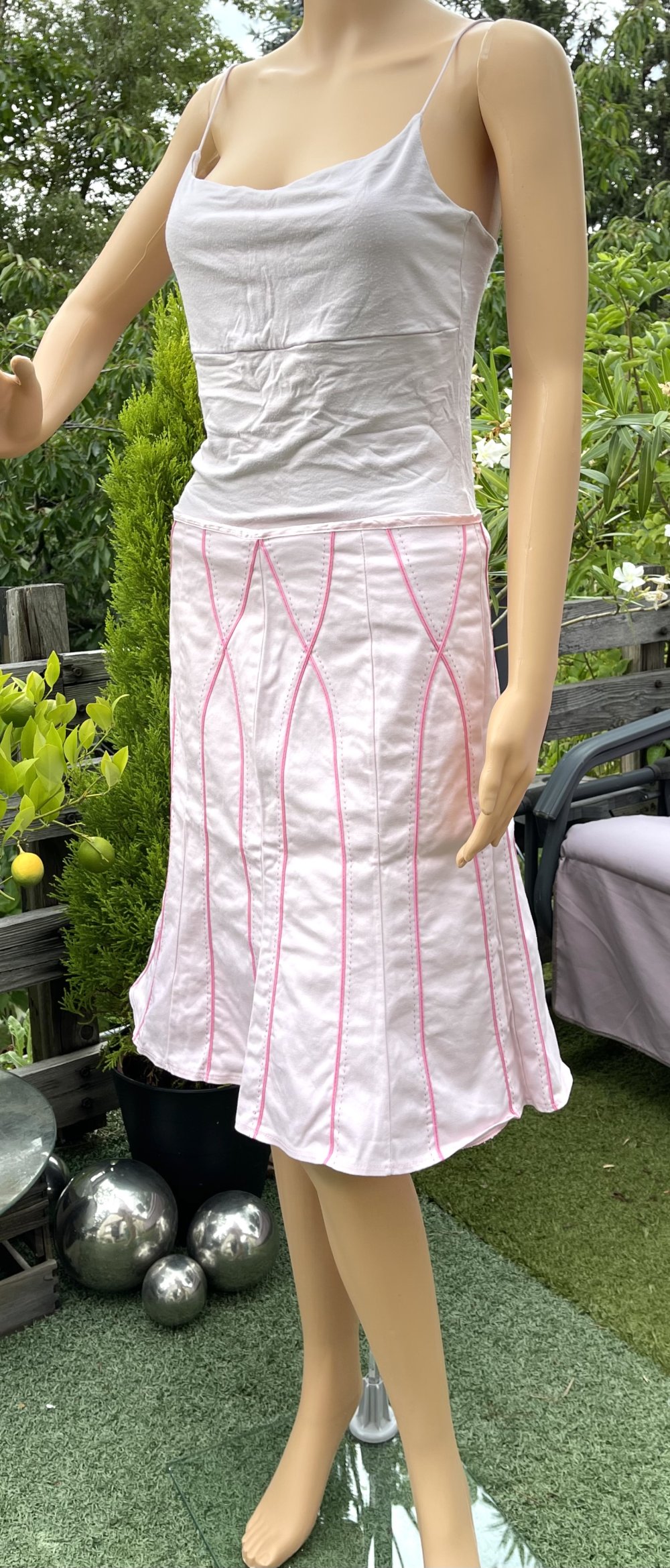 LIPSY Vintage GODET ROCK rosa Gr. ca. M