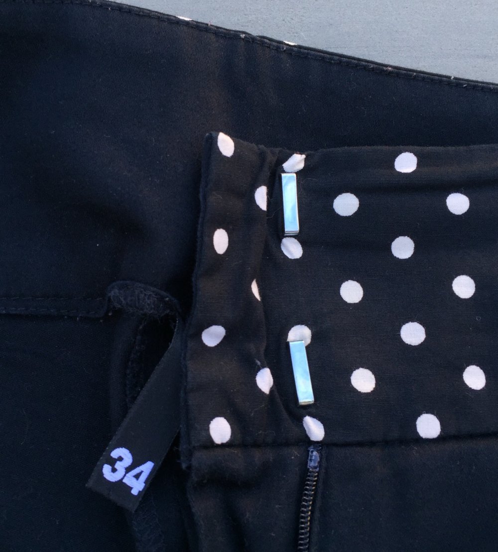 H&M Caprihose mit Polkadots & Schleife Gr. 34