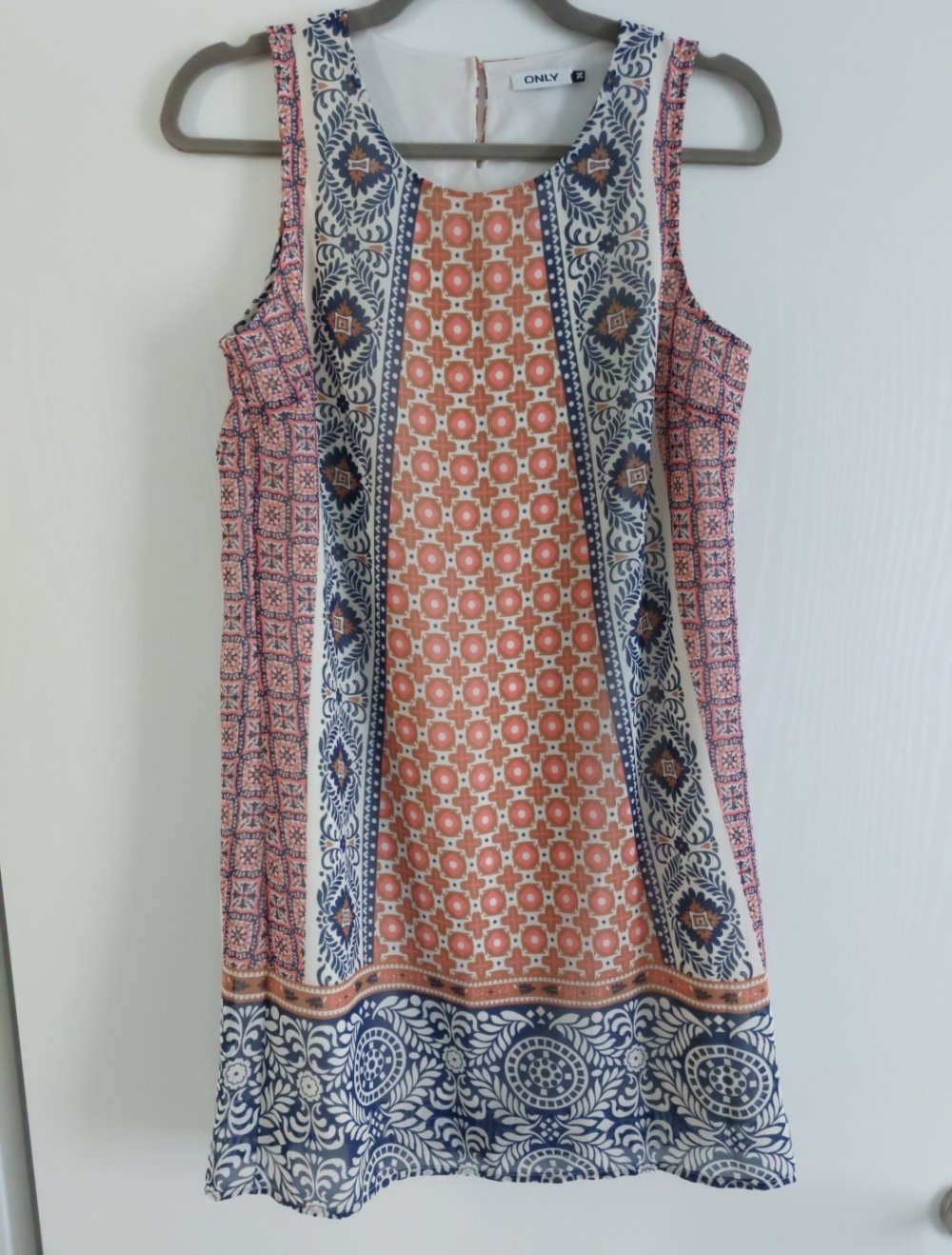 Sommerkleid von Only Größe 36