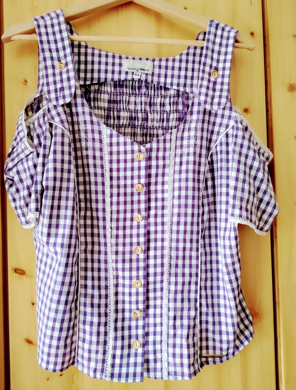 Trachtenbluse