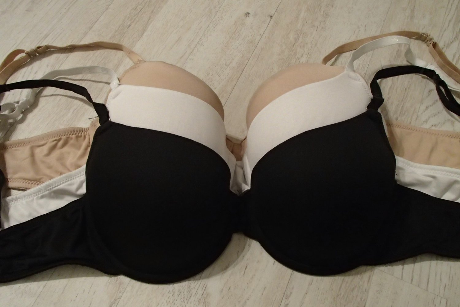 Hunkemöller 3er Set Vorgeformte T-Shirt-BHs
