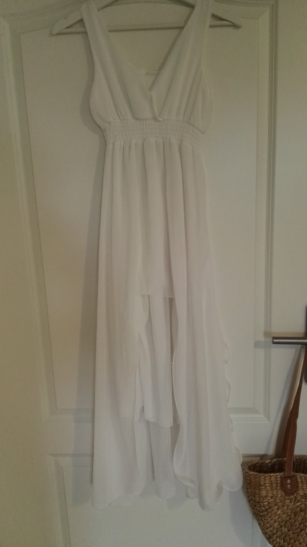 Weißes Sommerkleid