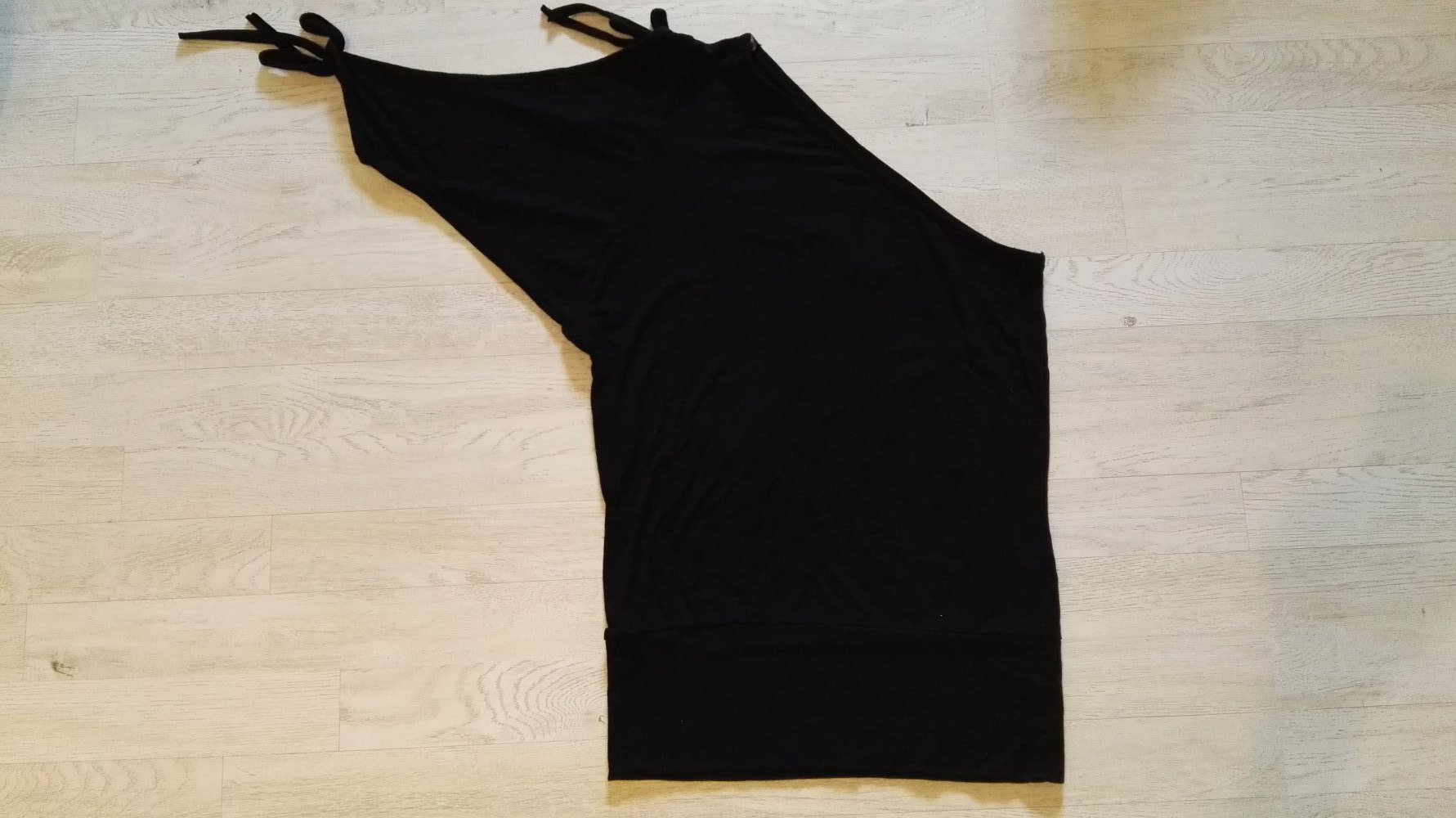 E.M.P Off-Shoulder Tshirt