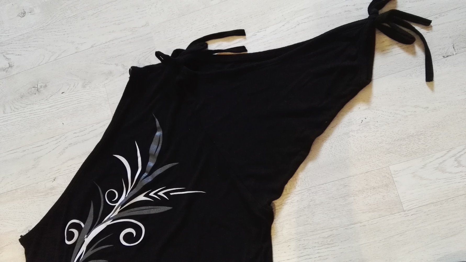 E.M.P Off-Shoulder Tshirt