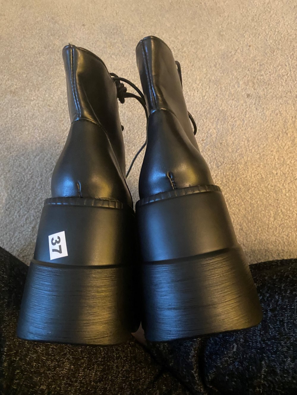 Plateau Stiefeletten/Boots, schwarz, Größe 37 – neu und ungetragen