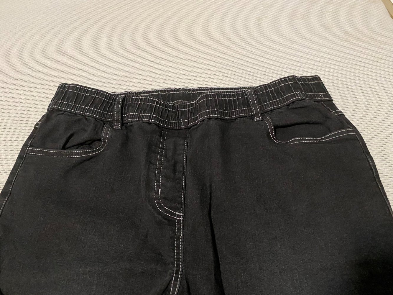 Schlupfjeans schwarz, Größe 46, 7/8el Länge, Neu und ungetragen