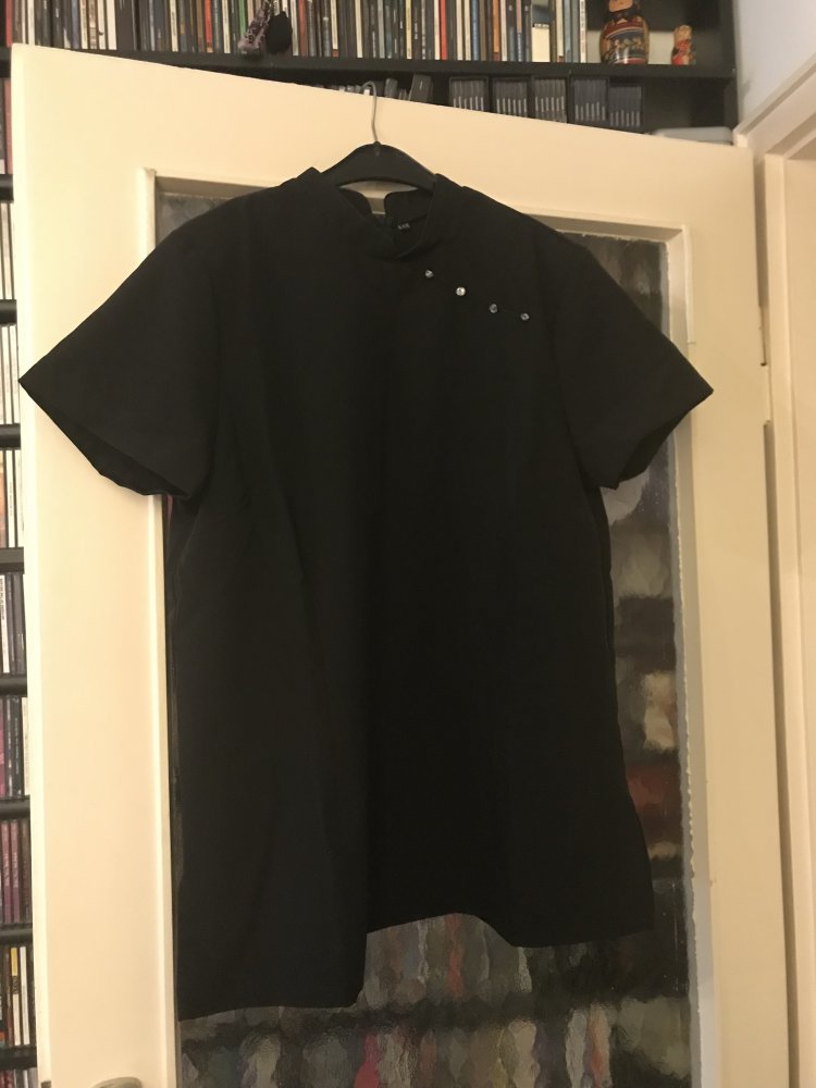 Schlupf-Tunika/Schlupf-Bluse/Schlupf-Jacke mit Stehkragen schwarz – Grösse 44/46  – neu und ungetragen 