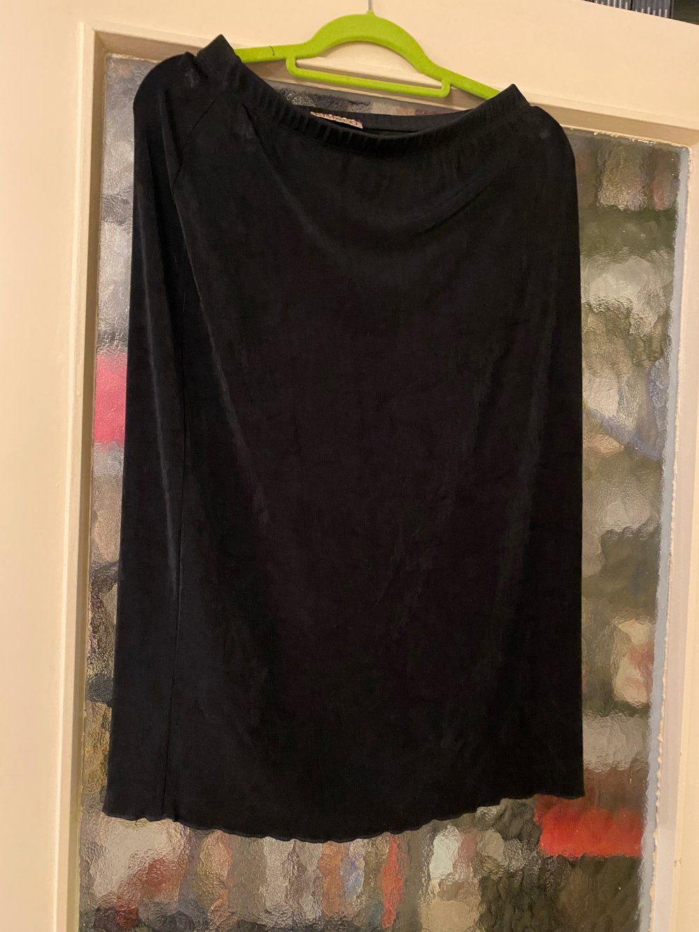 Slinky Rock elastisch, Stretch, 68 cm lang, schwarz – Größe 42/44 – selten getragen