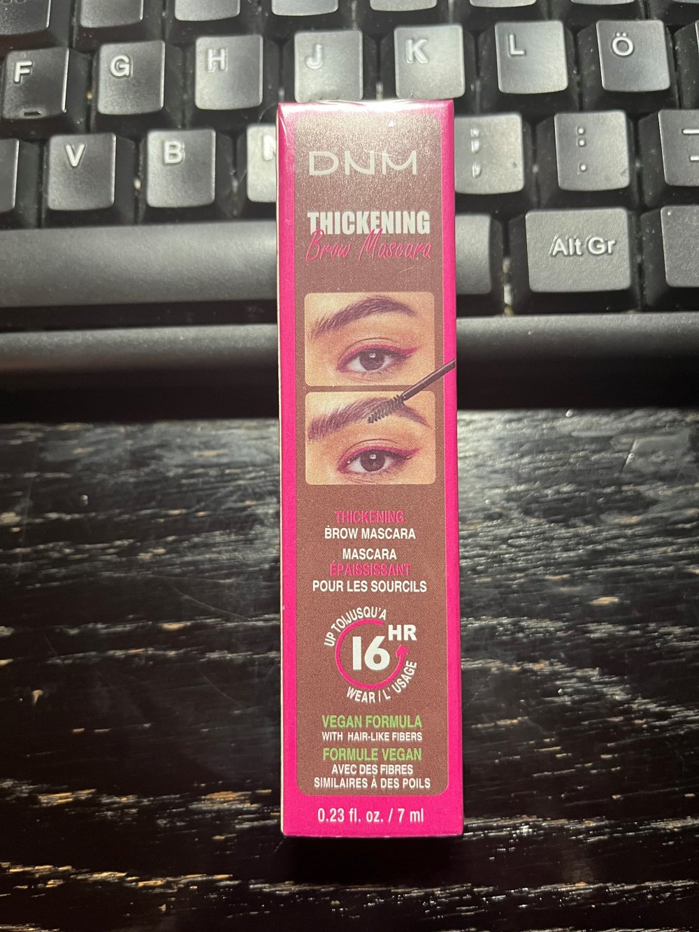 Augenbrauen Mascara braun (mit Fasern) – neu und unbenutzt, original verpackt