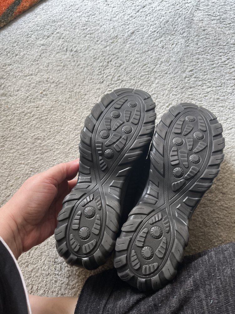 Schlupf Schuhe/Sneaker schwarz, Größe 37, nur 1,2 x getragen
