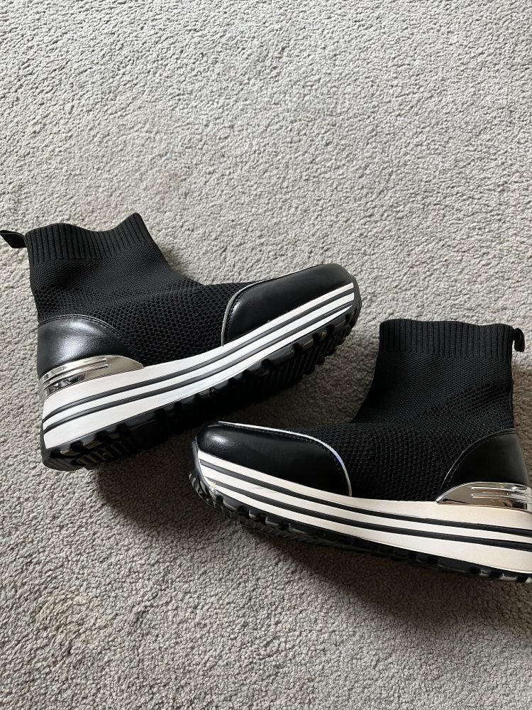 Schlupf Stiefeletten Plateau schwarz, Größe 37 – nur selten getragen