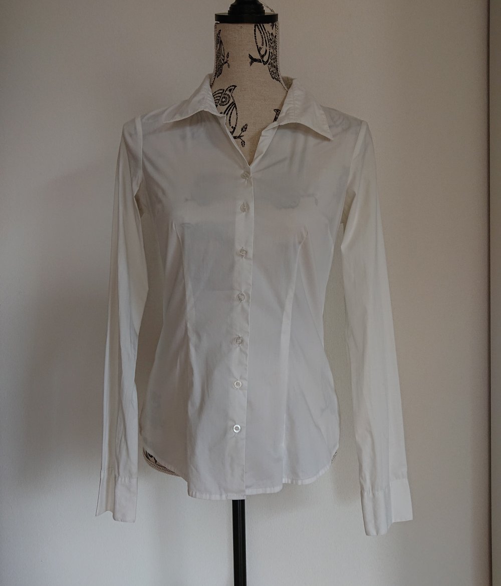 weiße klassische Basic Bluse