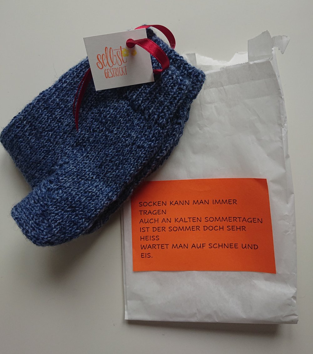 Stricksocken Wollsocken blau