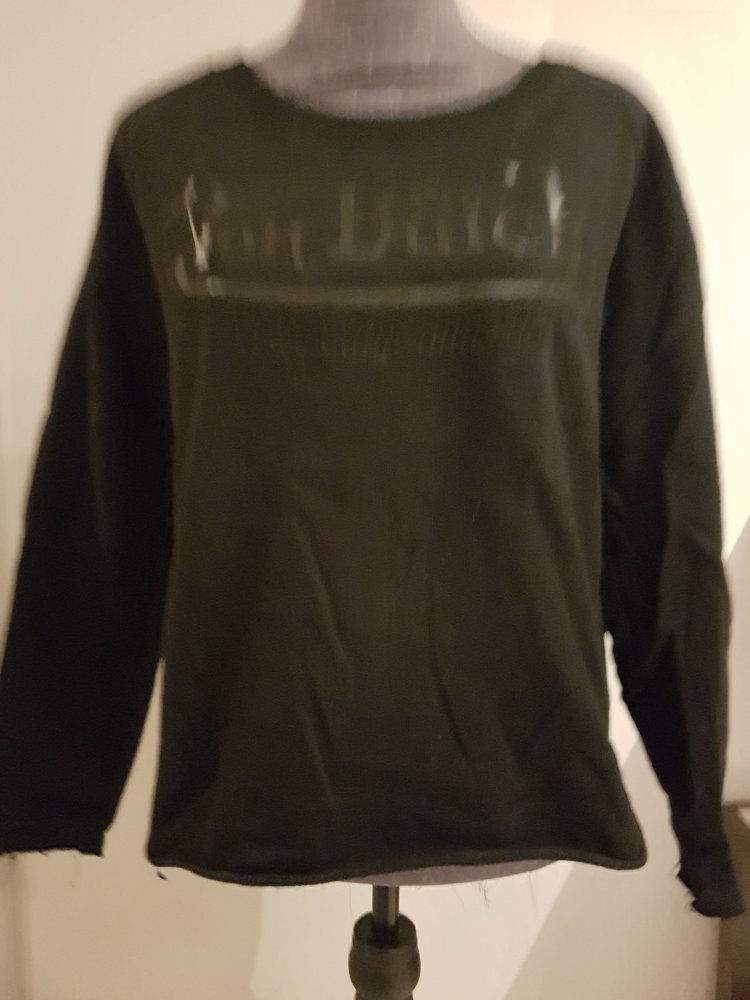 Schwarzes Sweathirt, Von Dutch