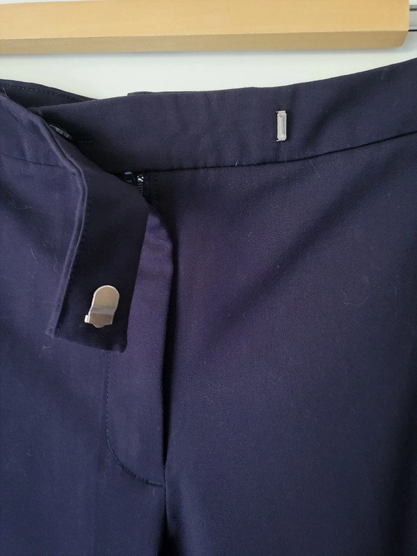 Schicke dunkelblaue Business-Hose von H&M Gr. 44