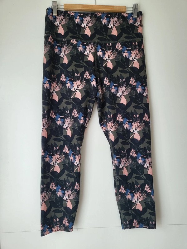 Neue Sport Leggings mit Blumenmuster