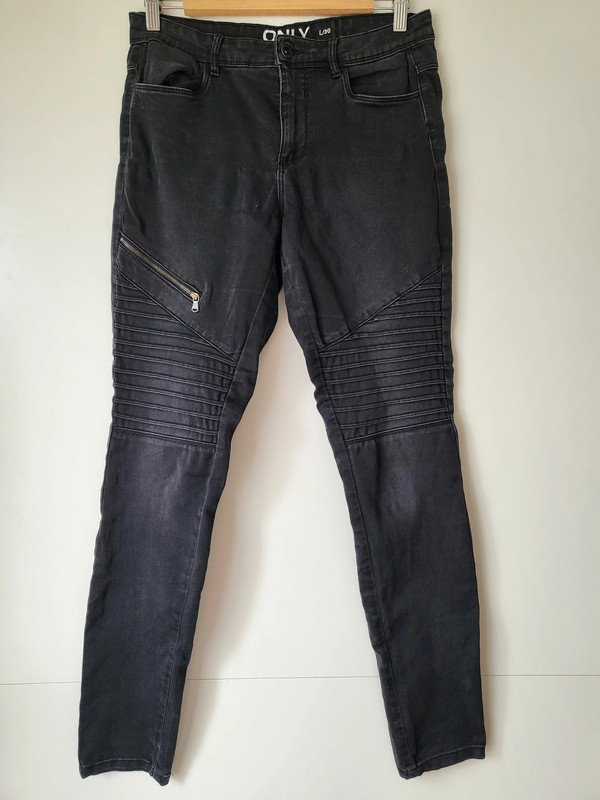 Schwarze Biker Röhrenhose von Only Gr. L / 30