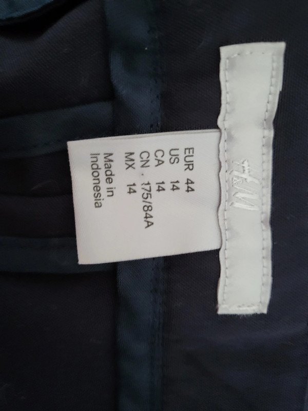 Schicke dunkelblaue Business-Hose von H&M Gr. 44
