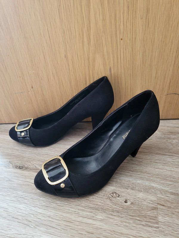 Neue schwarze Pumps Gr. 37