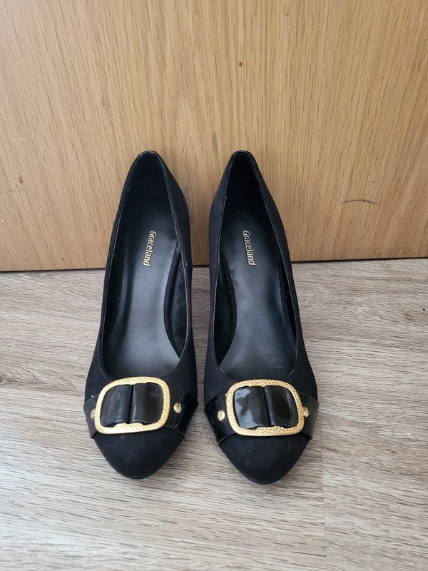 Neue schwarze Pumps Gr. 37
