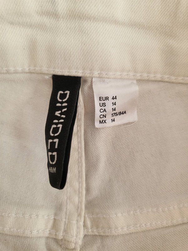 Neue weiße Shorts (High Waist) mit Schnürung Gr. 44