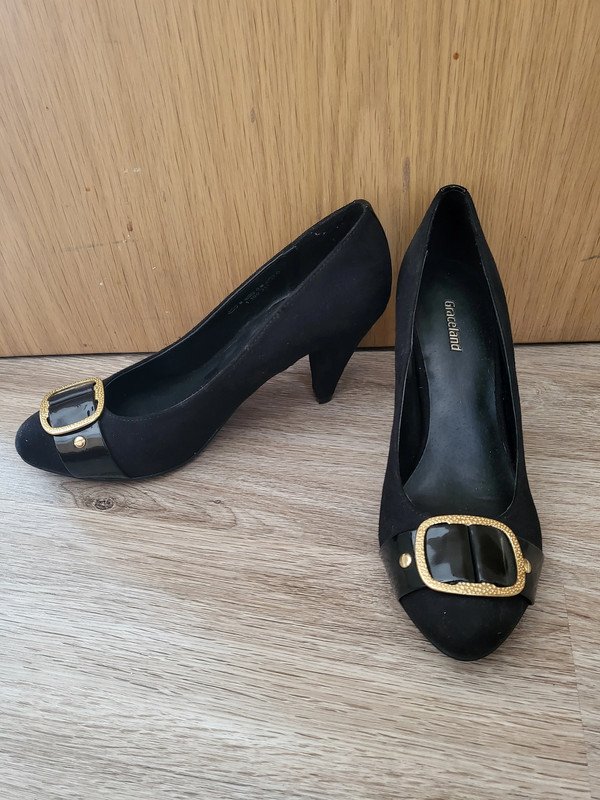 Neue schwarze Pumps Gr. 37