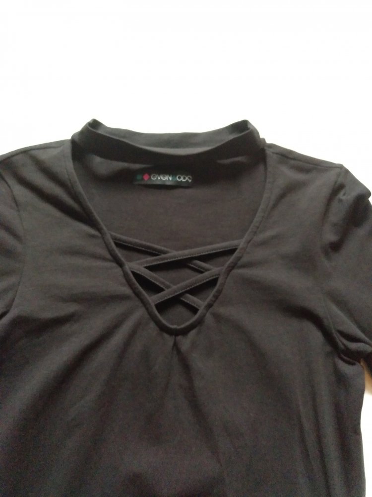 Schwarzes Top Even & Odd