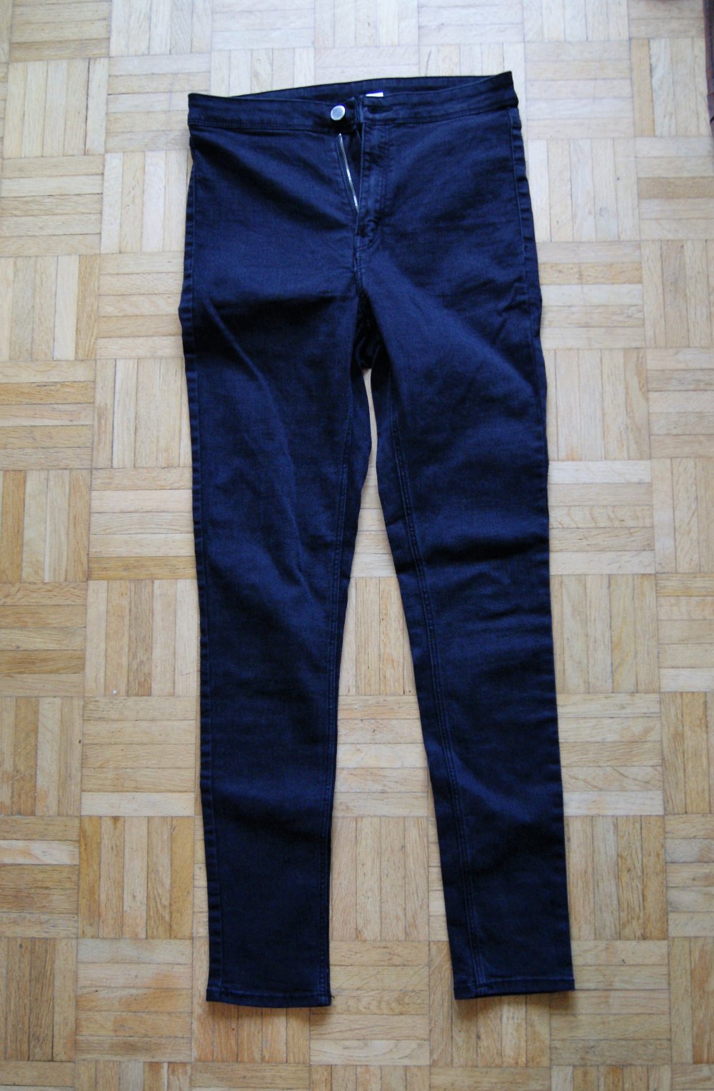Schwarze Strechjeans NEU Superskinny
