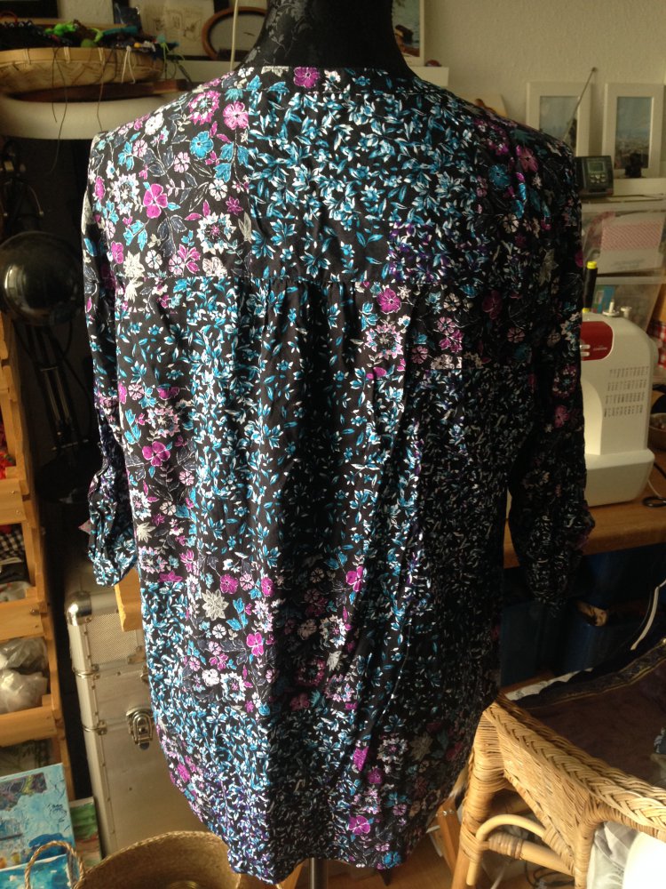 Blau/lila Bluse 