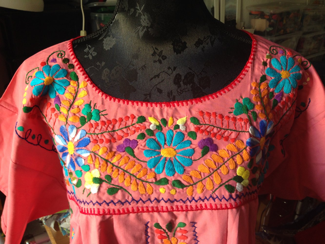 Mexikanisches Kleid 