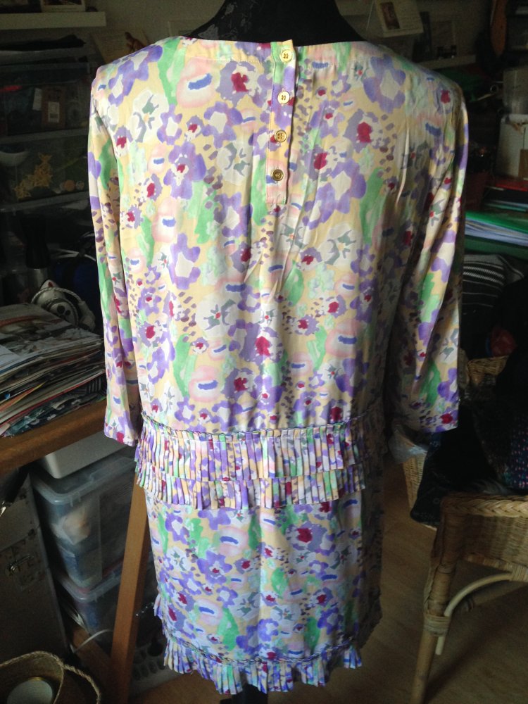 Kleid mit Muster 