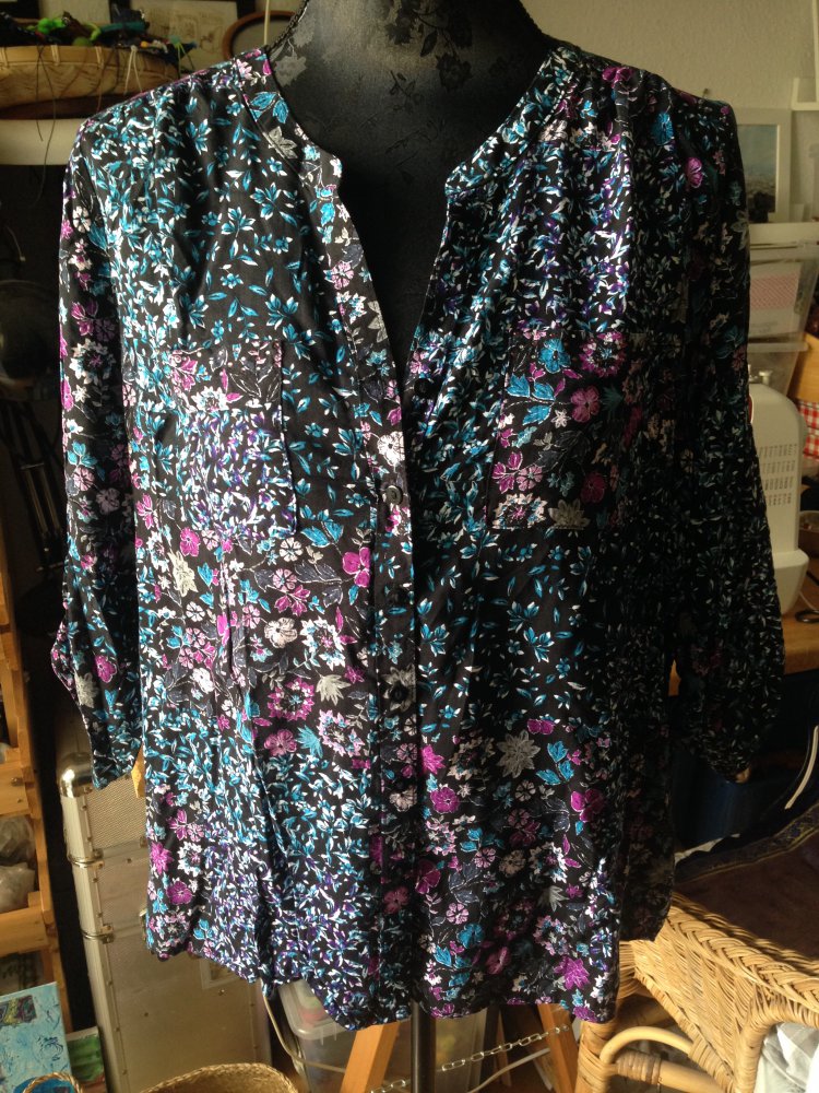 Blau/lila Bluse 