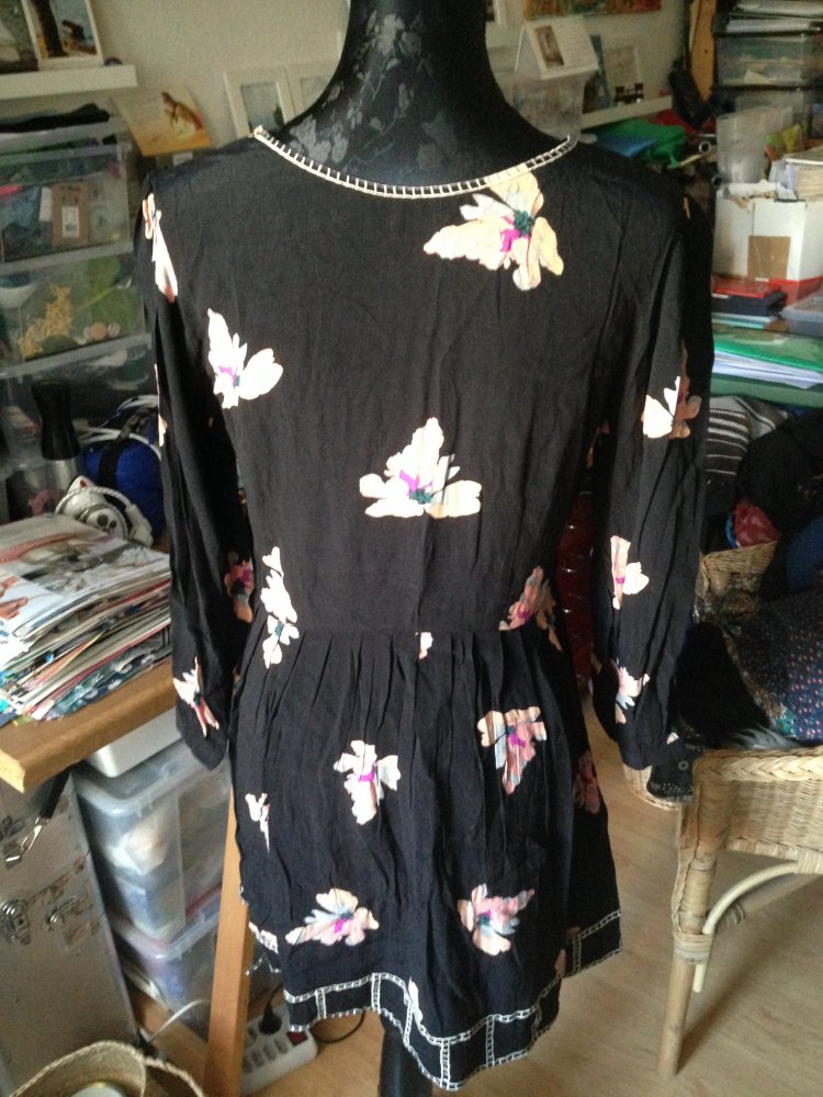 Luftiges Kleid 