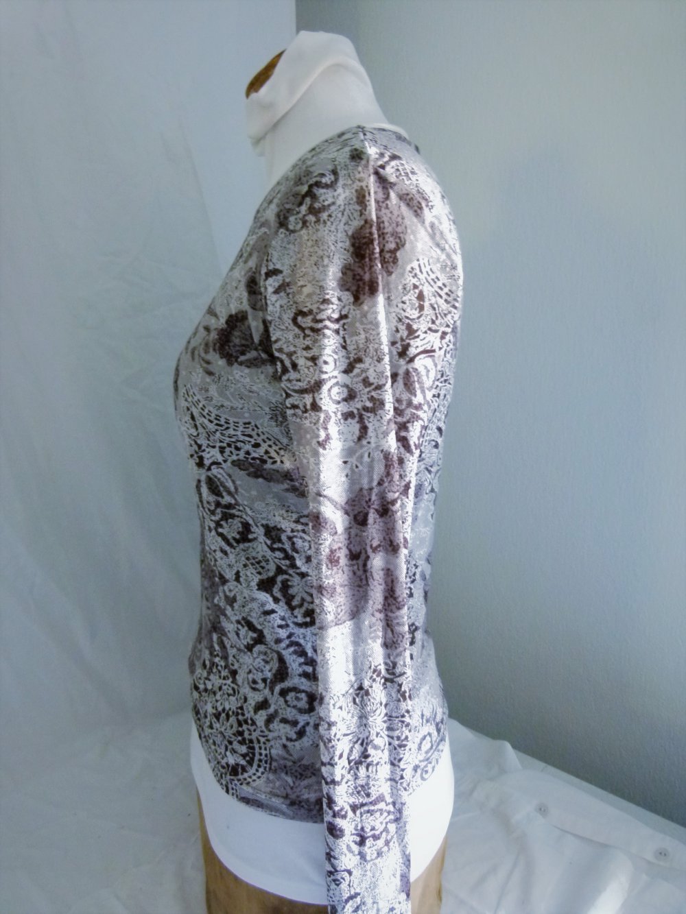 Stretch Shirt, anthrazit grau mit Ornament- & Pflanzenmustern, Boho Mori Goa Festival Lagenlook