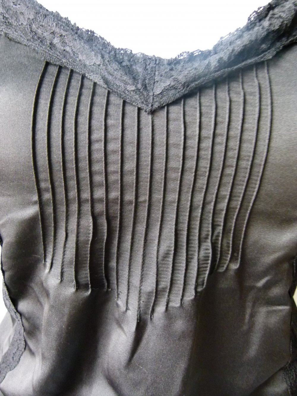 Satin Top mit Spitze, schwarz, NEU, Gothic Boho Mori Lagenlook Goa Festival Dessous