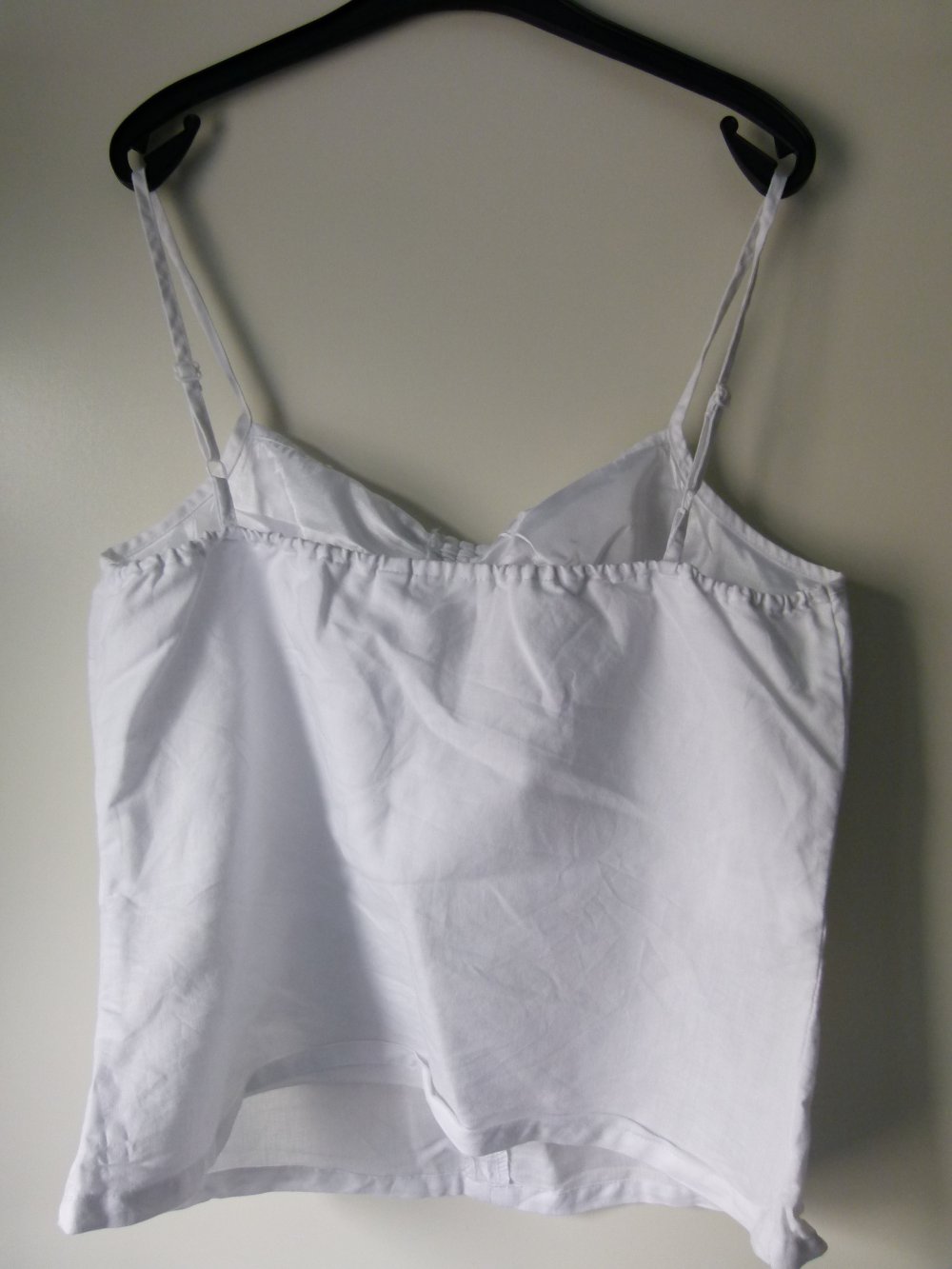 Leinen Crop Top, weiß mit braunem Blumen-Motiv, Boho Mori Sommer Goa Festival Hippie Strand