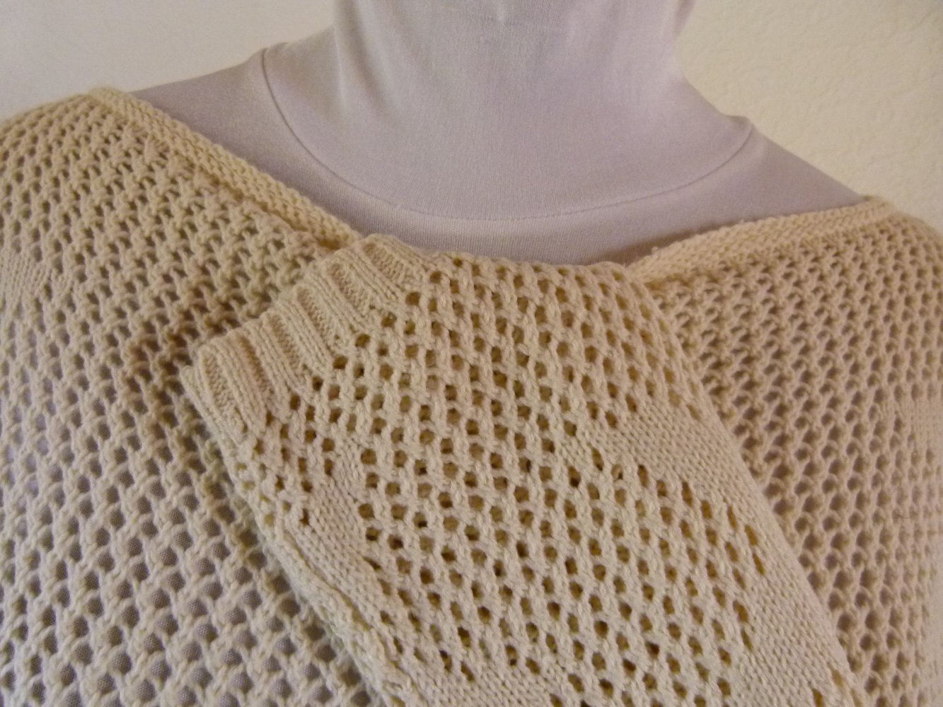 Strick Pulli Pullover mit Sternen Muster, creme weiß, Fledermaus Ärmel, Boho Mori Winter Herbst Knitwear Lagenlook Lochstrick Goa Oversized