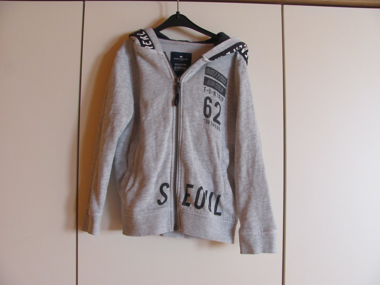 Sweatjacke Größe 104/110 Tom Tailor Jacke mit Kapuze